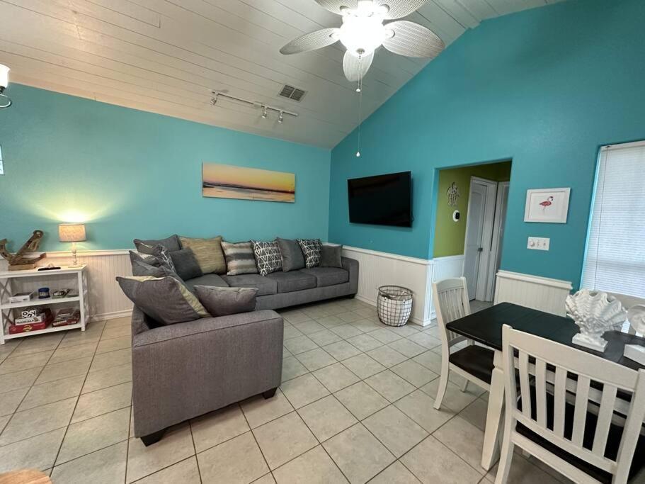 Barefoot Bungalow - Pet Friendly- 2 Bdrm Townhome Corpus Christi Exteriér fotografie