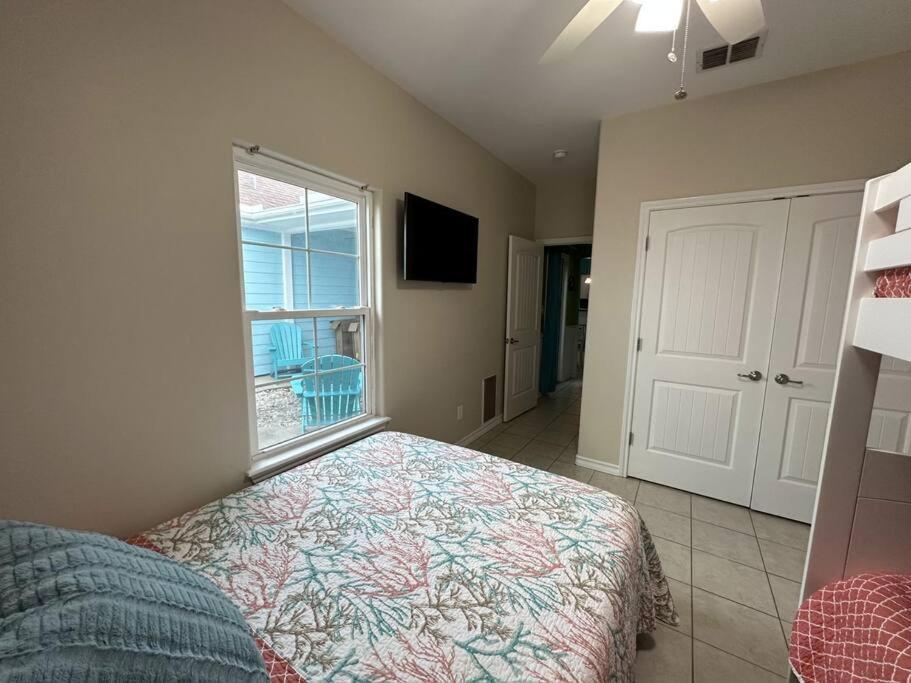 Barefoot Bungalow - Pet Friendly- 2 Bdrm Townhome Corpus Christi Exteriér fotografie